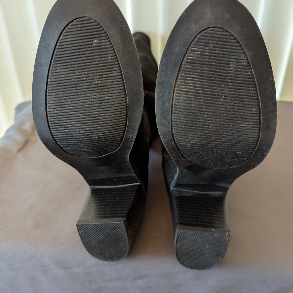 Black Knee-High Women's Boots - Picture 4 of 5